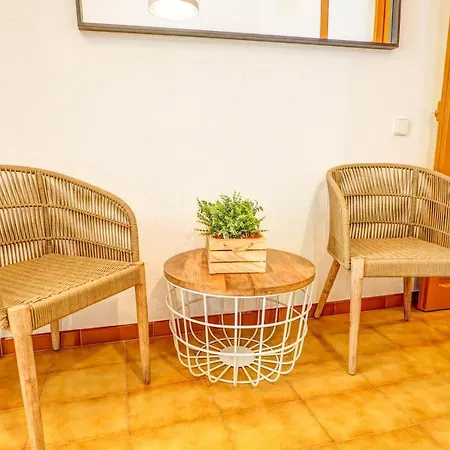 Apartment Charming Patio By Hello Homes Sitges