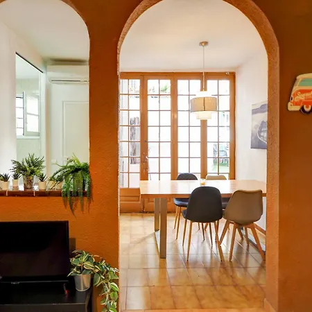 Charming Patio By Hello Homes Lejlighed